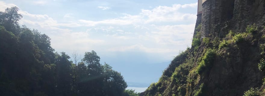 Bellinzona: Guided Walking Tour with Castles & Views