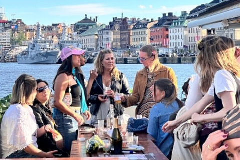 Stockholm: Djurgården 2-hour Live Music Raft Tour (BYO)