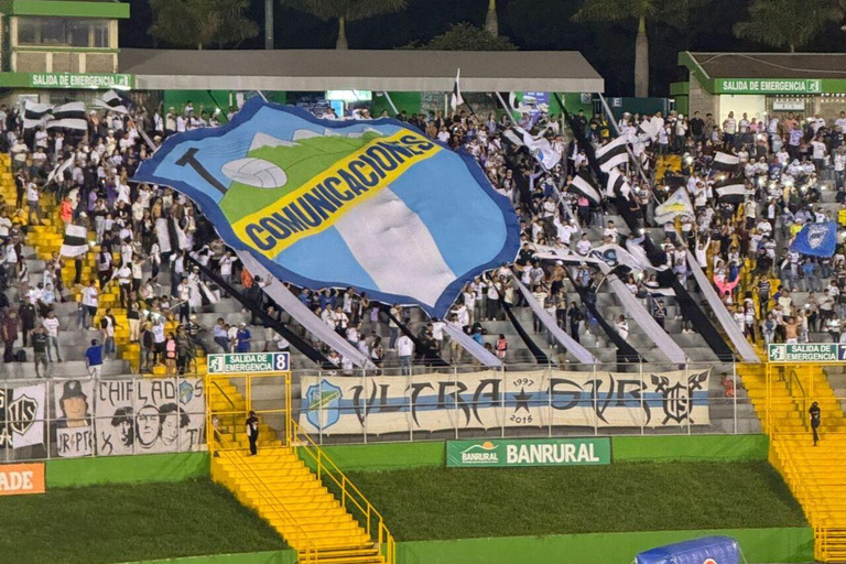 Guatemala City: Mini Guided Tour and Live Football Match