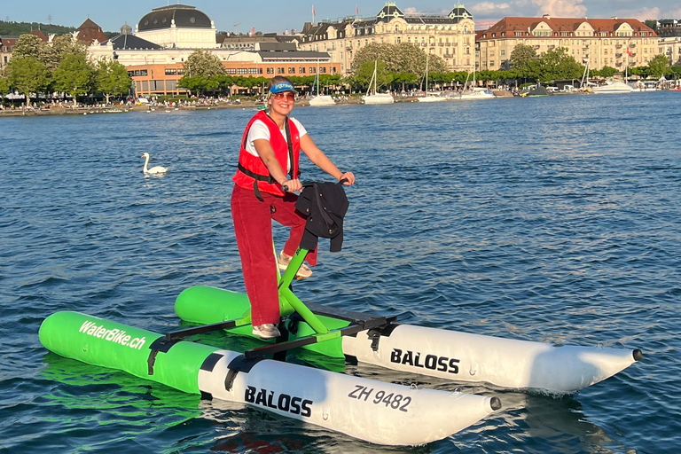Waterbike op het meer van ZürichWaterfietstocht op het meer van Zürich - Tandem voor de hele dag
