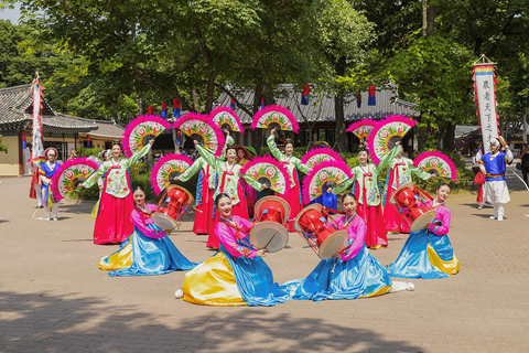 Seoul: Hwadam Forest & Namhansanseong & Korean Folk Village Private Tour (1-8 people Max)