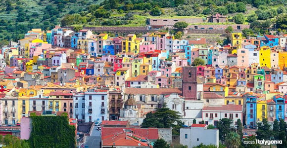 Bosa: Private Tour of Medieval Old Town & Colorful Streets