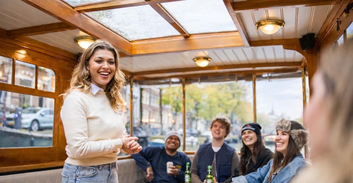 Afbeelding 5 van Amsterdam: salon-boottocht, optioneel met kaas en wijn
