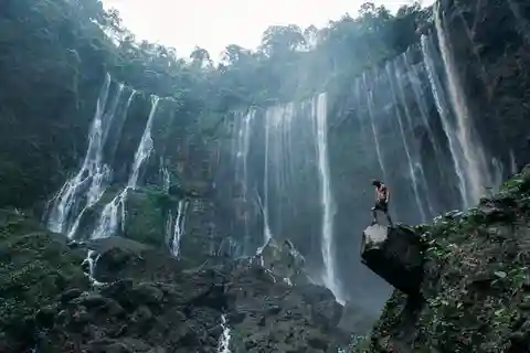 From Yogyakarta: Tumpak Sewu-Bromo-Ijen 4D3N Guided Tour