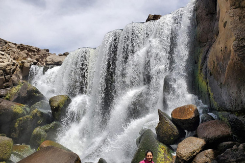 Arequipa: Pillones waterval en Imata stenen bos