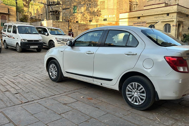 Aller simple de Jaisalmer à Jodhpur en voiture privée