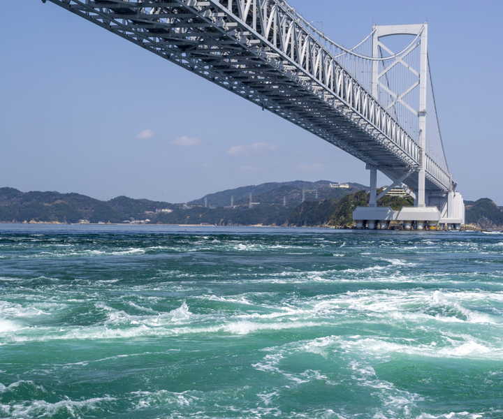 大阪発：鳴門の渦潮と淡路島日帰りツアー