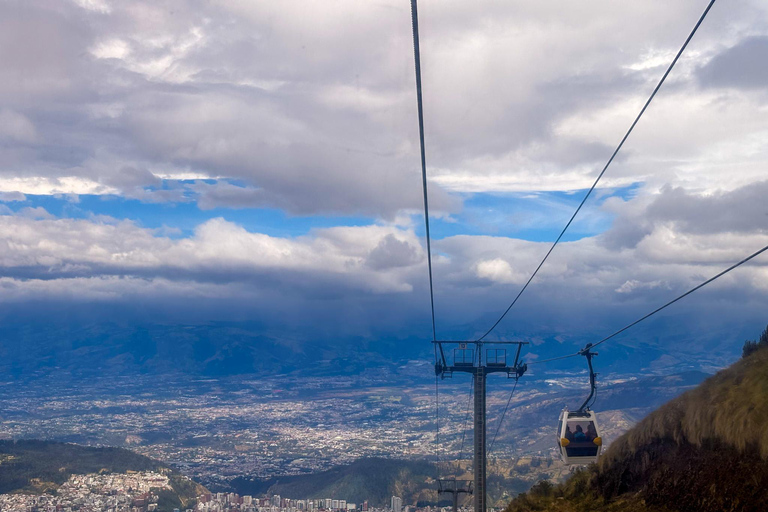 FullDay Quito: Middle of the World, Cable Car, Old Town