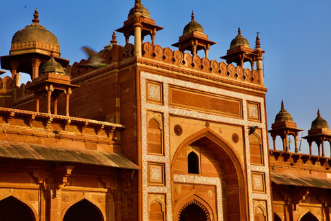 From Agra: Fatehpur Sikri Private Guided Tour by car