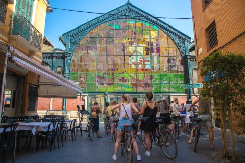 Malaga Bike Tour - Old Town, Marina & Beach Bike Tour in English