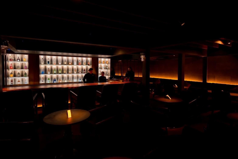 Pattaya: Hidden Gems Bar Crawl & Walking Street Night Out