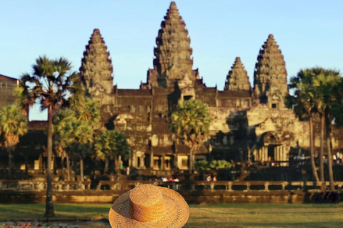 Siem Reap: Private Temple Tour full day by car or Minivan Private Car (3 Passenger seat Toyota Priuse, Lexus, Camary )