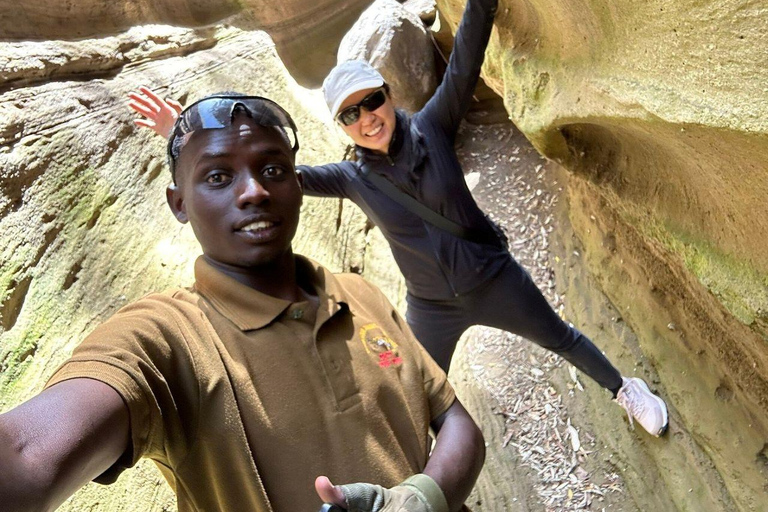 Nairobi: Hell's Gate National Park and Lake Naivasha Tour