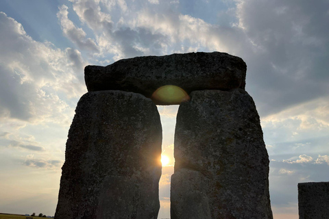 Stonehenge Private Sunset Tour with Lacock and BathStonehenge Private Sunset Tour Plus Lacock and Bath