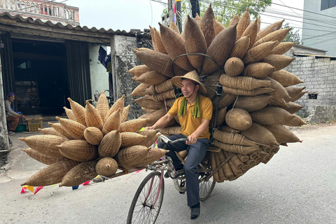 Hanoi: Day Trip to Bamboo Fish Trap & Soy Sauce Villages Full-Day Private Tour for Solo traveler