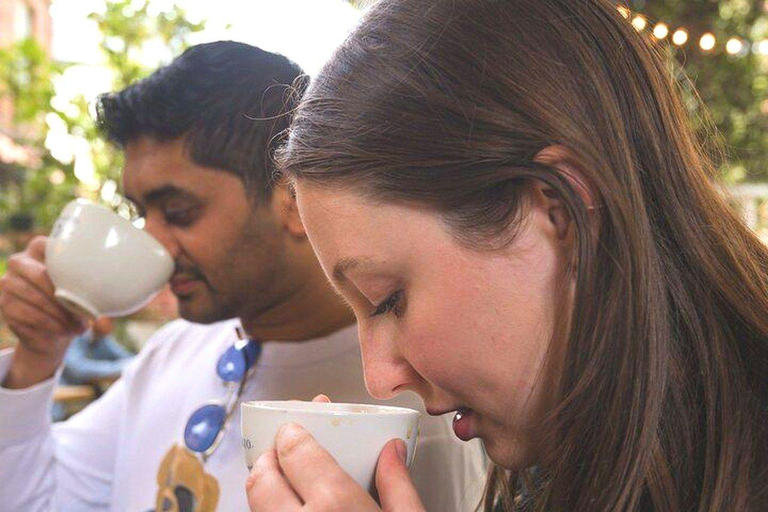 Bogotá: Coffee & Fine Chocolate Tasting Tour in Chapinero Specialty Colombian Coffee Tasting