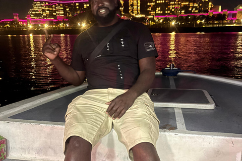 Manila night cruise, night life, foodie tour and 3d theather Solo traveller