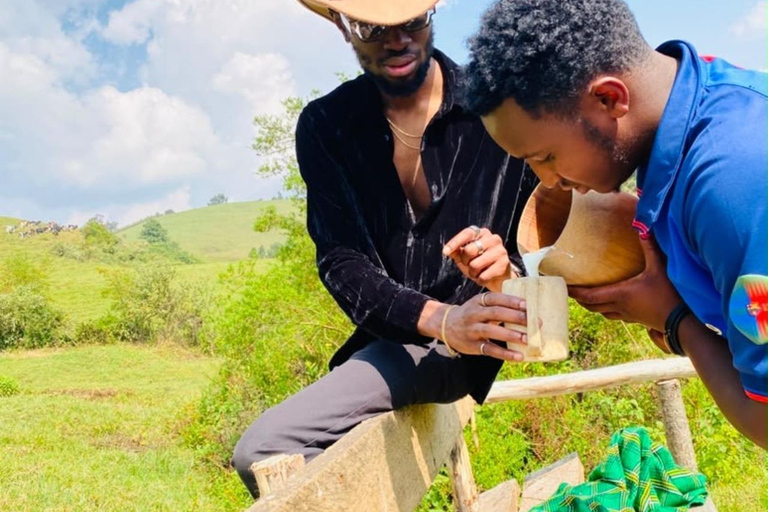 From Kigali: Bigogwe Cow Experience, Hiking & farm with Meal