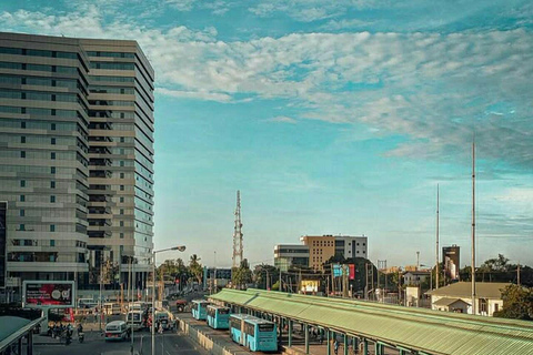 DAR ES SALAAM : TOUR DELLA CITTA' DI DAR ES SALAAM DI 5 ORE CON AUTO PRIVATADAR ES SALAAM : Tour della città di DAR ES SALAAM di 6 ore con auto privata