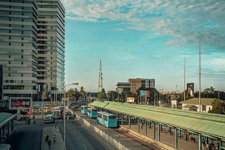 DAR ES SALAAM : TOUR DELLA CITTA' DI DAR ES SALAAM DI 5 ORE CON AUTO PRIVATADAR ES SALAAM : Tour della città di DAR ES SALAAM di 6 ore con auto privata