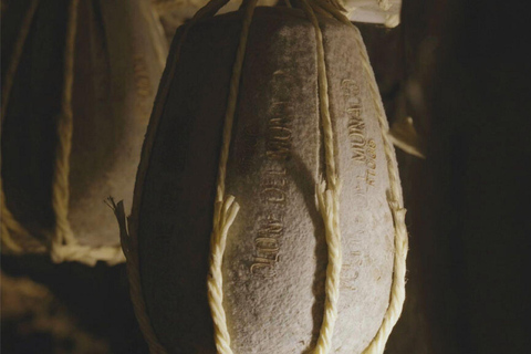 Vico Equense: Provolone del Monaco DOP Cheese Tasting