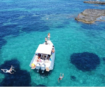 Tropea: tour in barca lungo la Costa degli Dei, snorkeling