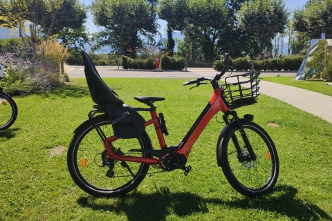 Annecy-le-Vieux, Francja: Wypożyczalnia rowerów elektrycznych i muskularnych