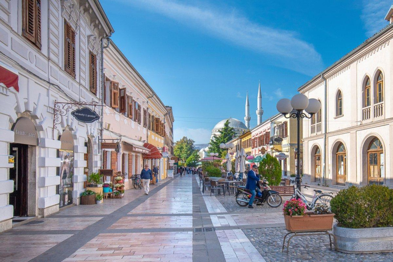 Kruja -Shkodra: Highlights Tour mit Besuchen in Burgen