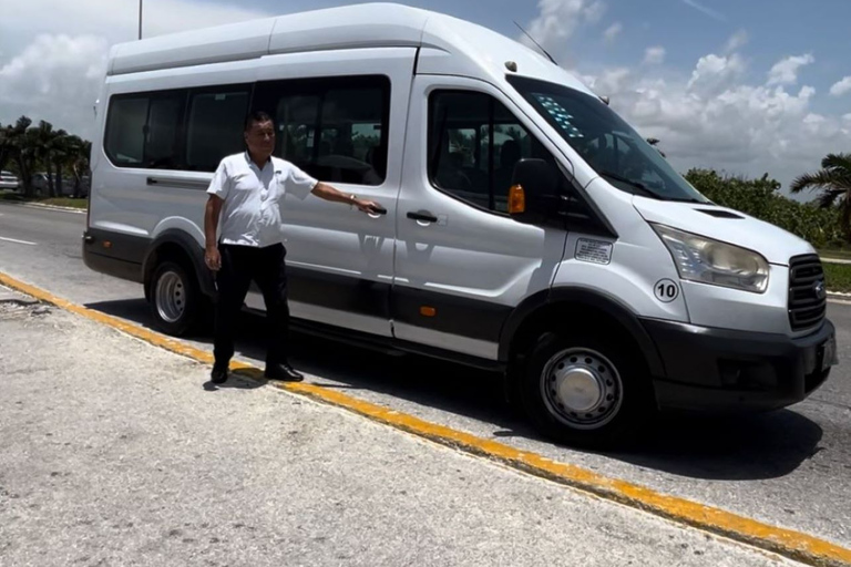 Aeropuerto de Cancún: Traslado de ida o ida y vuelta al aeropuerto1-Ida de la Zona Hotelera de Cancún al Aeropuerto de Cancún