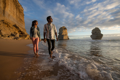 From Melbourne: Reverse Great Ocean Road Day Trip with Lunch