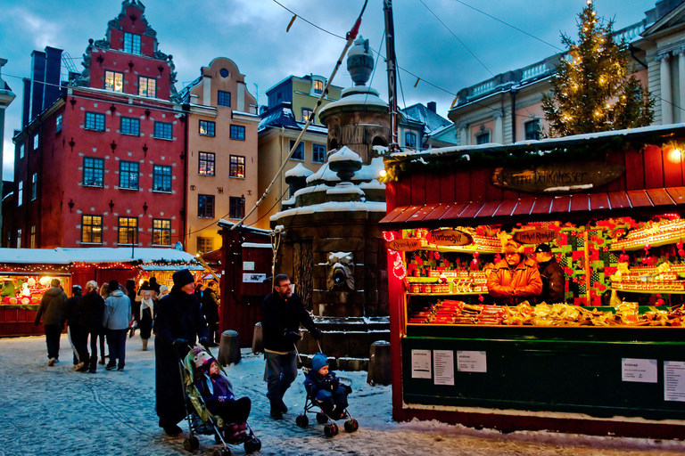 Stockholm: Christmas Lights and Market Walking Tour