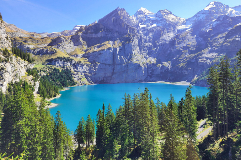Lucerne: Lauterbrunnen Valley and Oeschinen Lake Privat Tour