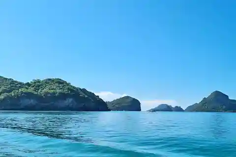 Fullday Sailing Boat Tour to Angthong Marine Park
