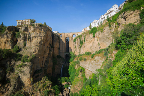 Desde Nerja/Almunecar: Excursión de un día a Ronda con servicio de recogida del hotel