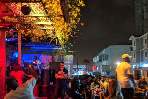 Vive la vida nocturna de Accra Música Bebidas Fiesta de baile y ambiente