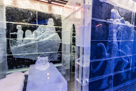 Tromsø: Magic Ice Bar Entrance and Welcome Drink