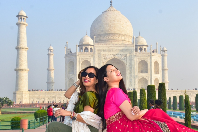 Z Delhi: wycieczka samochodem o zachodzie słońca do Taj Mahal i AgryZ Delhi – samochód z kierowcą, przewodnikiem, wejściem i lunchem