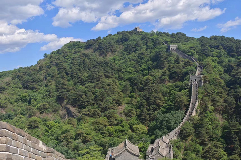 Pechino: Tour privato della Grande Muraglia di Mutianyu e delle Tombe MingTour privato di un giorno