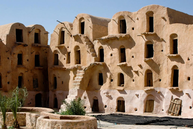 توزر: جولة لمدة يومين في جنوب تونس مع فندق من جربة