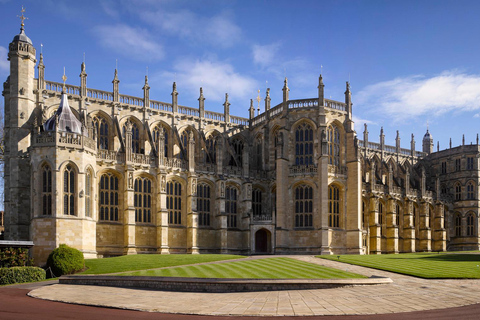 Windsor, Stonehenge, Bath, and Roman Baths Tour from London Tour with entry to Windsor Castle, Stonehenge & Roman Baths