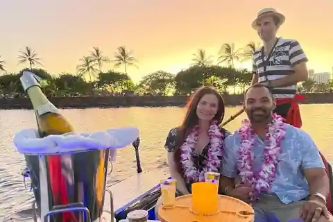Waikiki Gondola Cruise sunset/evening