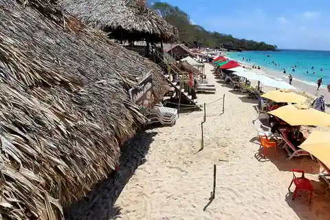 CARTAGENA : EXCURSION Baru + Ile du Rosaire + Plancton Lumineux + déjeuner