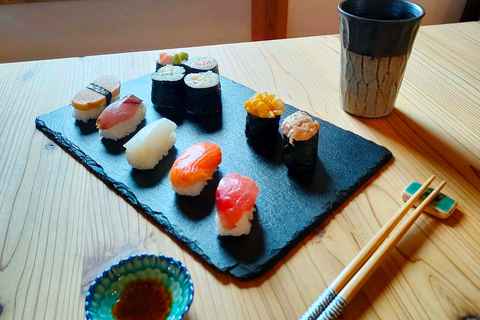 Kyoto: Sushi Making Workshop Experience