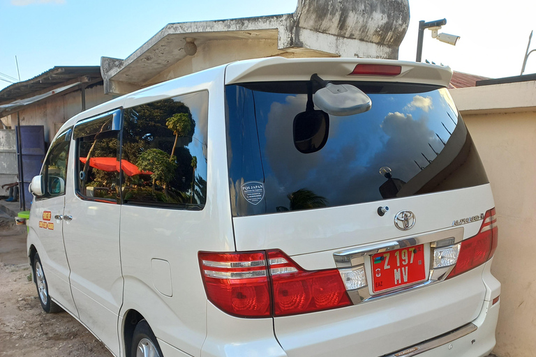 Zanzibar: Upphämtning på flygplatsen och privat taxi till valfri destinationZanzibar: Privat flygplatstransfer