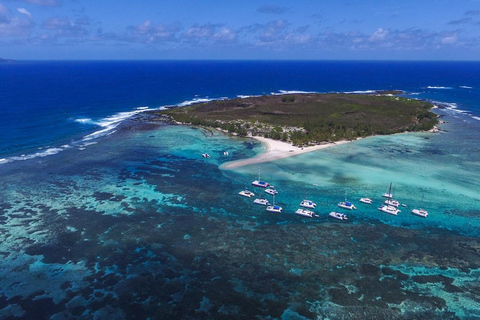 Luxe cruise van een hele dag op gedeelde basis naar de Noordelijke EilandenLuxe cruise van een hele dag op gedeelde basis naar de Noordelijke Eilanden f