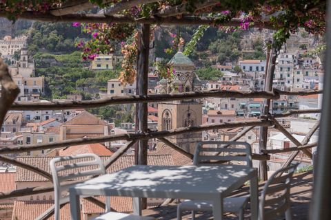 Enter the panoramic lemon grove of Amalfi with an aperitif