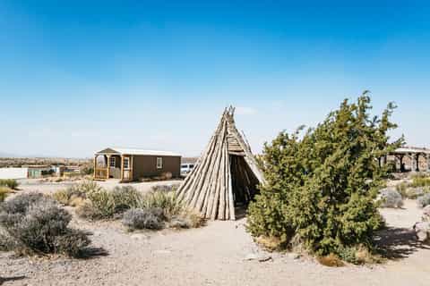 Las Vegas: Grand Canyon West Bus Tour with Hoover Dam Stop