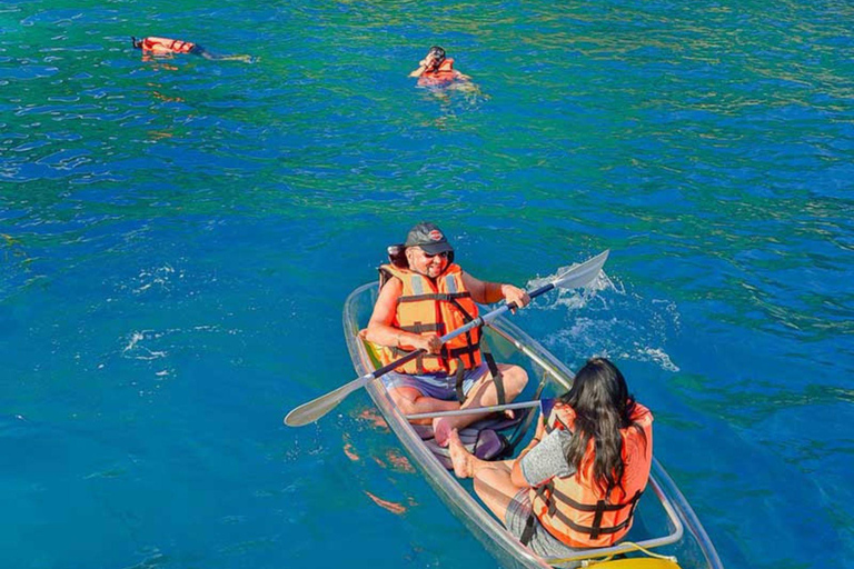 Phuket: Snorkel en la Isla del Coral y Crucero en Catamarán al Atardecer