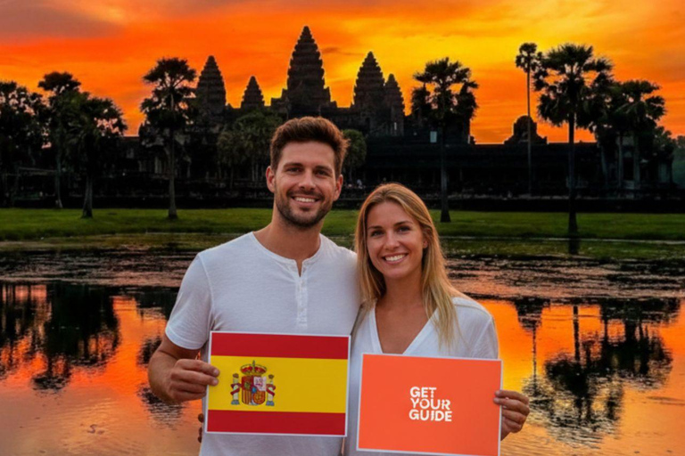 From Siem Reap: Phnom Penh Day Trip with Transfers Private Tour