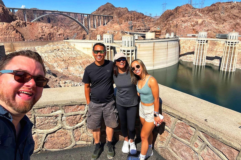 Las Vegas: wycieczka 1-dniowa w małej grupie do Doliny Ognia i zapory Hoovera